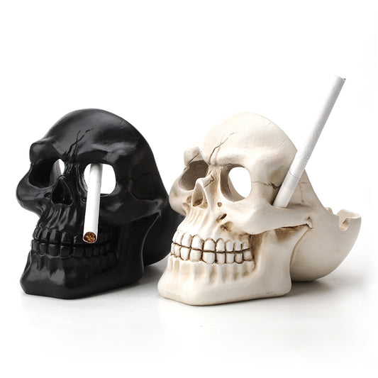 Creative®️ Horror skull ashtray